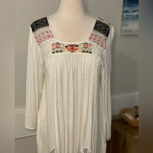 Grace & Lace Embroidered Tunic